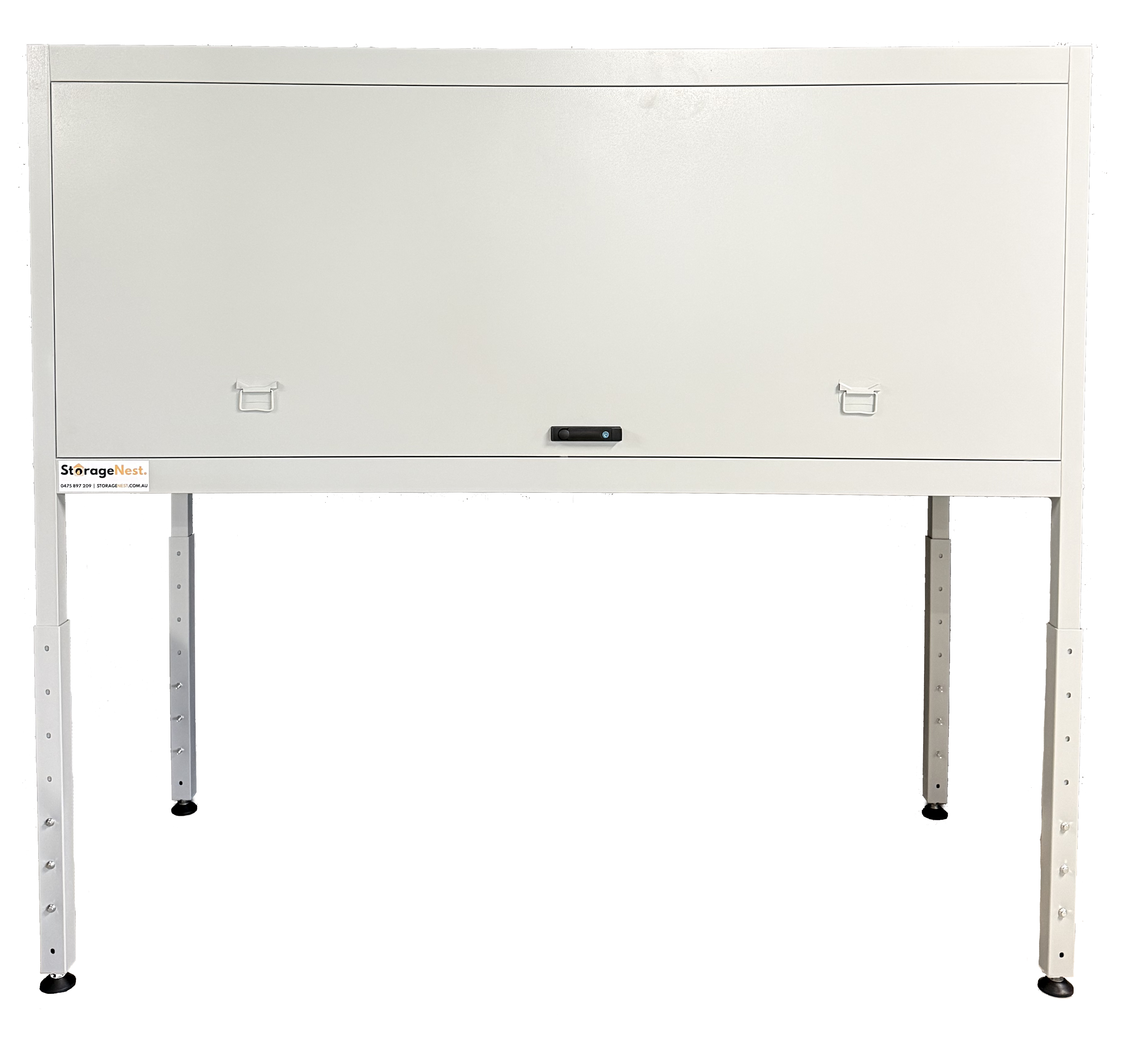 The Kookaburra — closed front view